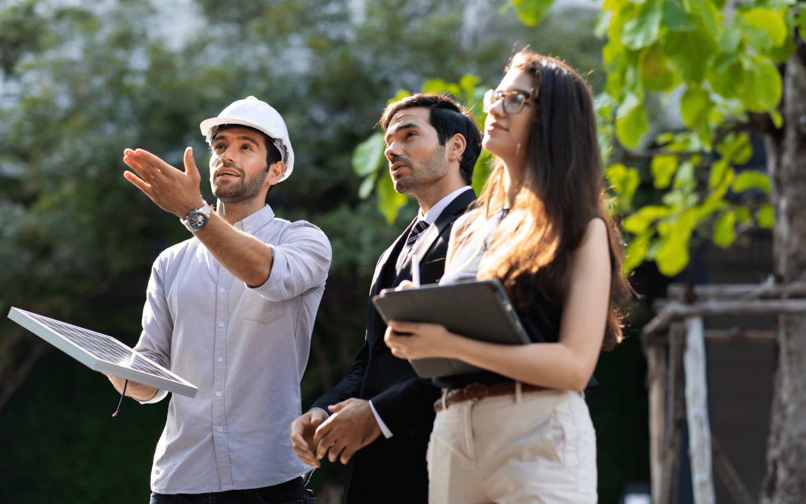 homeowner meeting with energy specialist to review solar and home energy management plan